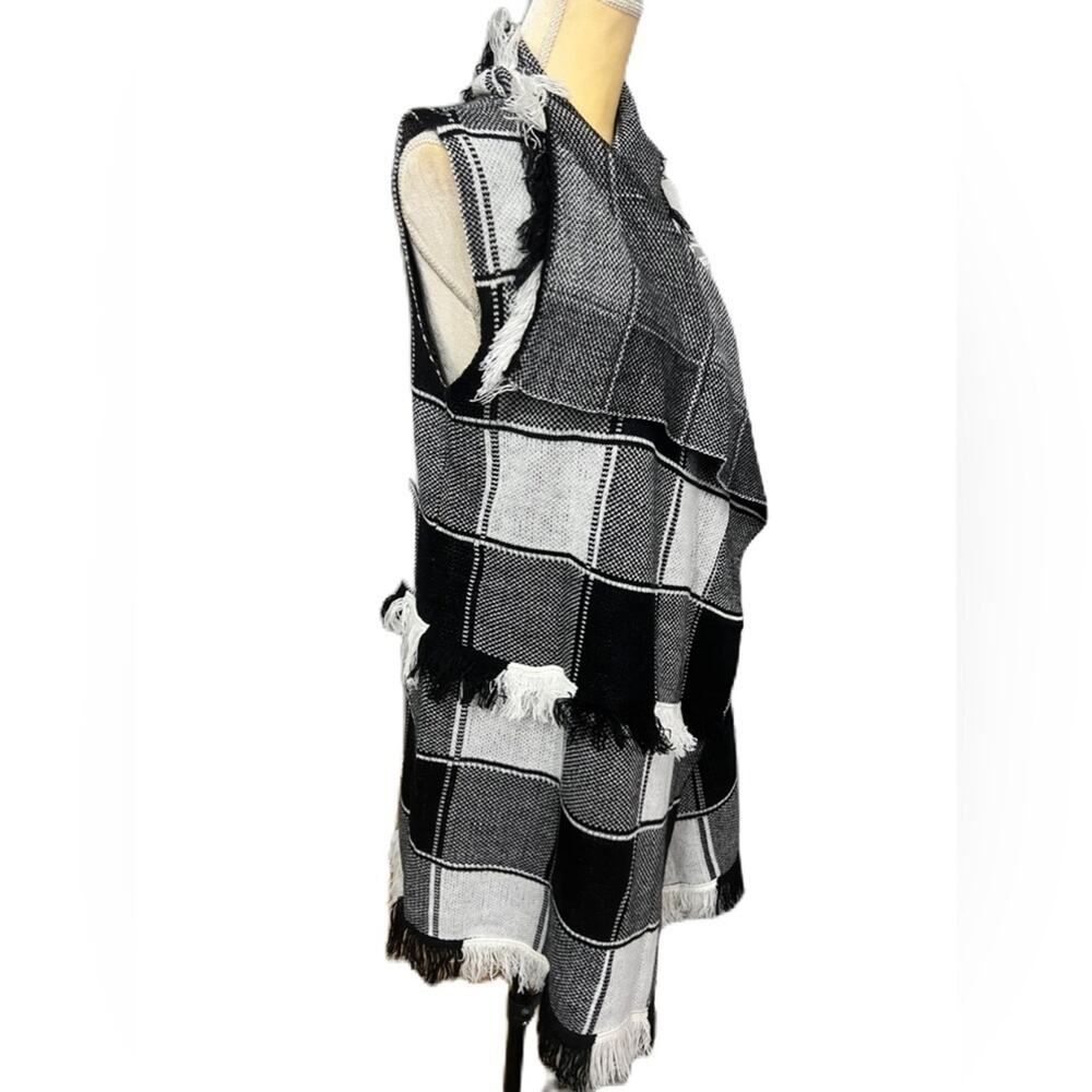 Checker Beautiful Womens‎ Pullover Cardigan Shawl Size Medium - Picture 4 of 7